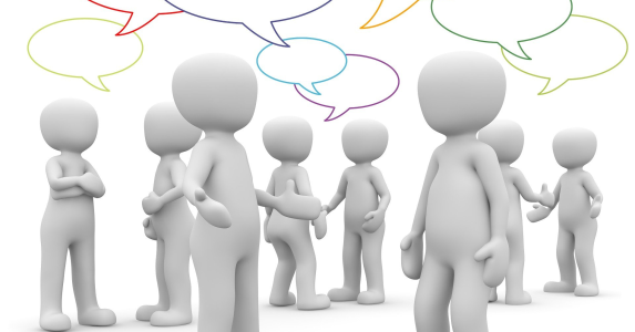 PERSONNES QUI DISCUTENT