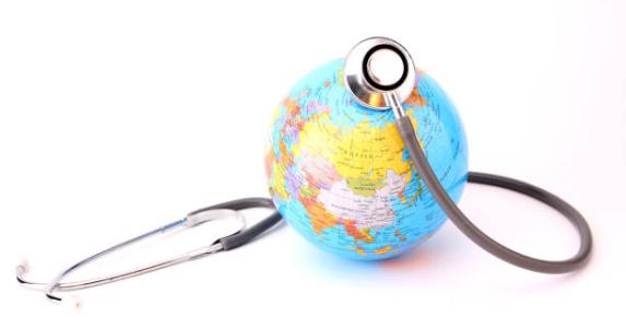 Globe et stéthoscope