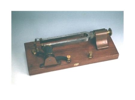 Diapasons électriques